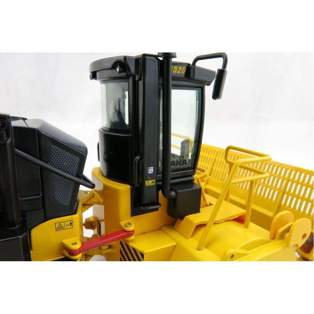 NZG 996 TANA E520 Landfill compactor - Scale 1:50