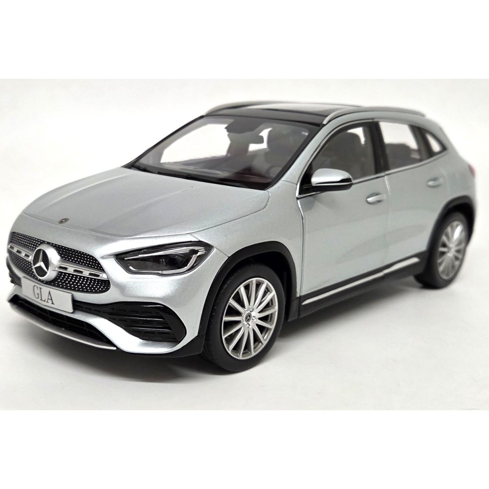 Z-Models - 2020 Mercedes-Benz GLA Class Iridium Silver Metallic - Scale 1:18
