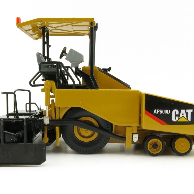 Norscot 55260 Caterpillar Cat AP600D Asphalt Paver with Canopy Scale 1:50