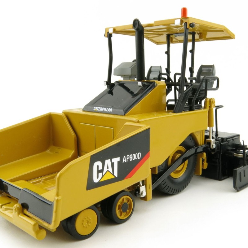 Norscot 55260 Caterpillar Cat AP600D Asphalt Paver with Canopy Scale 1:50
