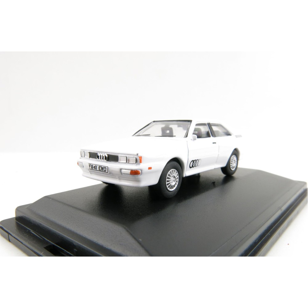 OXFORD 76AQ002 Audi Quattro Alpine White 1:76 Scale