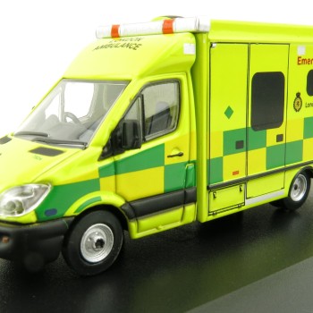OXFORD 76MA002 Mercedes Benz Sprinter Ambulance London 1:76 Scale