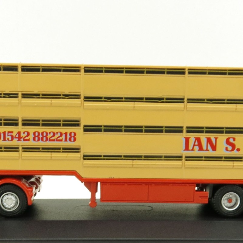OXFORD 76SCA02LT Scania R-Series Houghton with Parkhouse Livestock Transporter S Roger 1:76 Scale