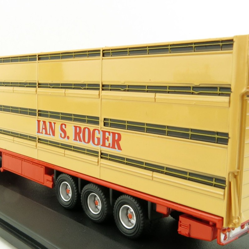 OXFORD 76SCA02LT Scania R-Series Houghton with Parkhouse Livestock Transporter S Roger 1:76 Scale