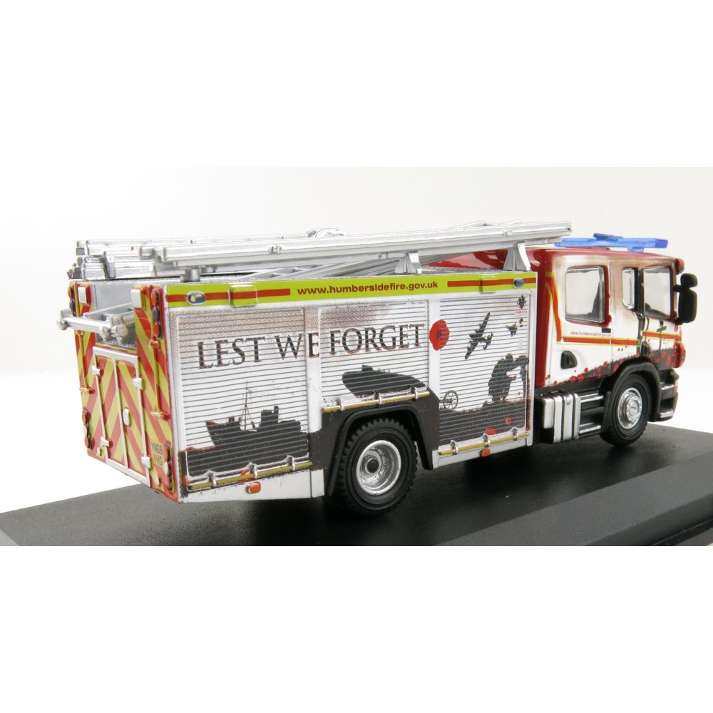 OXFORD 76SFE011 Scania RHD Humberside Fire and Rescue Pump Ladder -  Lest we forget - 1:76 Scale
