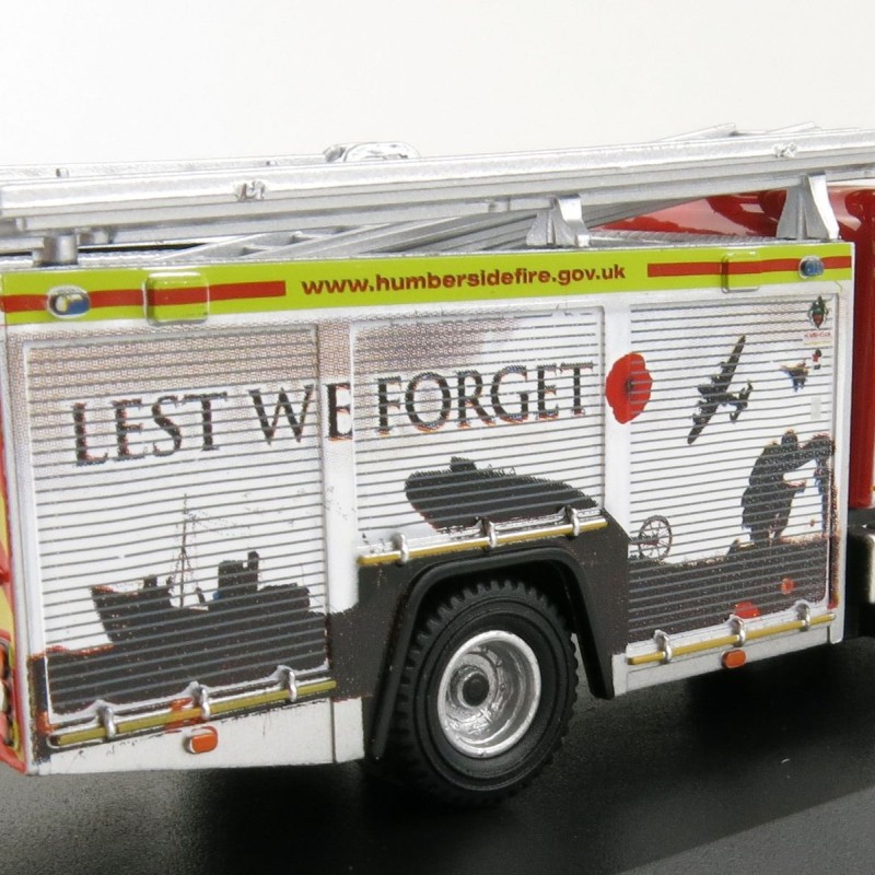 OXFORD 76SFE011 Scania RHD Humberside Fire and Rescue Pump Ladder -  Lest we forget - 1:76 Scale