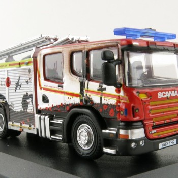 OXFORD 76SFE011 Scania RHD Humberside Fire and Rescue Pump Ladder -  Lest we forget - 1:76 Scale