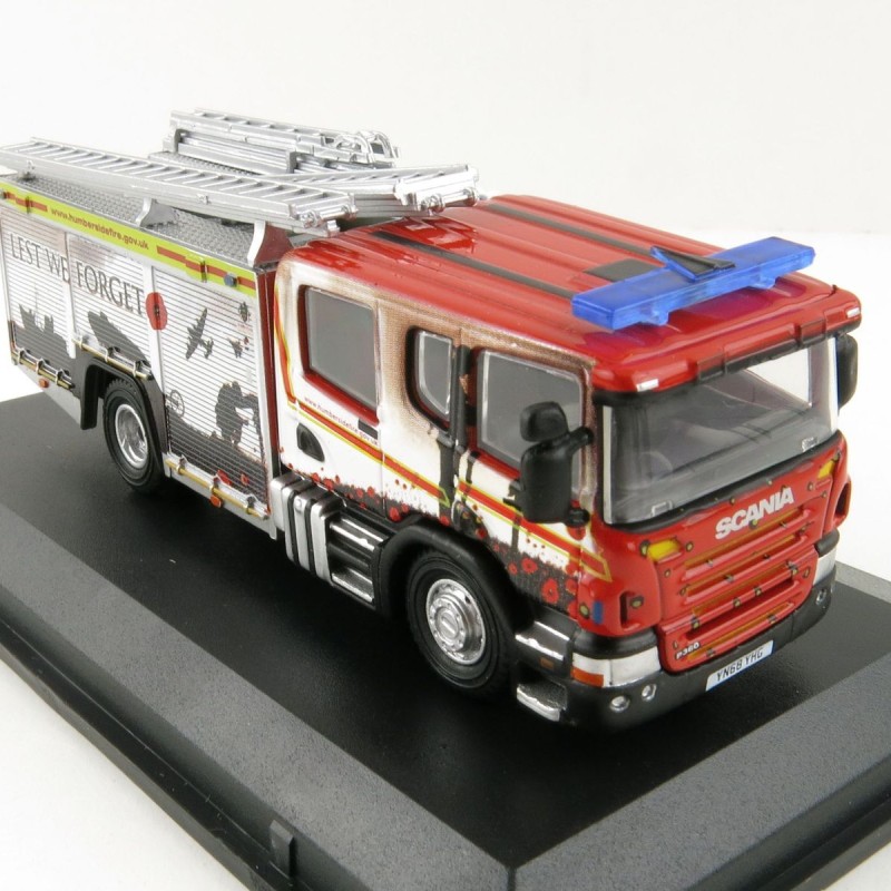 OXFORD 76SFE011 Scania RHD Humberside Fire and Rescue Pump Ladder -  Lest we forget - 1:76 Scale
