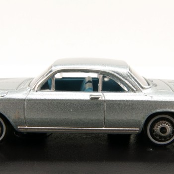 OXFORD 87CH63001 Chevrolet Corvair Coupe 1963 Satin Silver 1:87 Scale