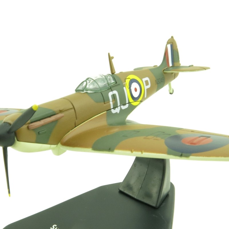 OXFORD AC001 Supermarine Spitfire Mk I Diecast Model RAF No.92 Squadron 1:72 Scale