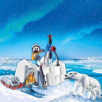 Playmobil 9056 Arctic Explorers with Polar Bears - Action