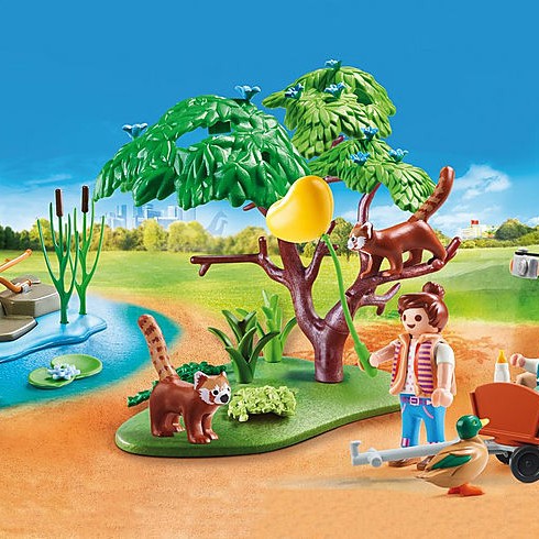 Playmobil 70344 - Red Panda Habitat - Family Fun