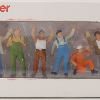 Preiser 68202 - Set of 6 Various Truckers Standing Figurines 1:50