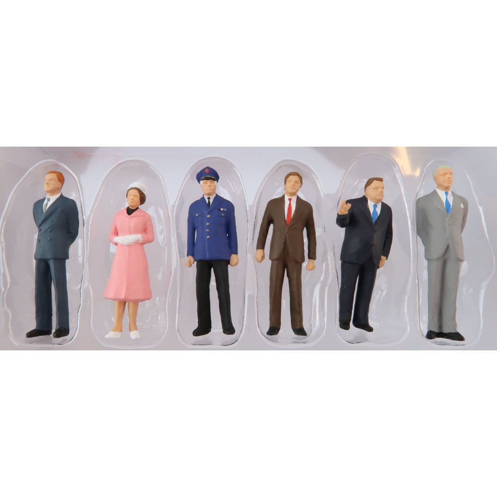 Preiser 68208 - Set of 6 Various Pedestrians Standing Figurines 1:50