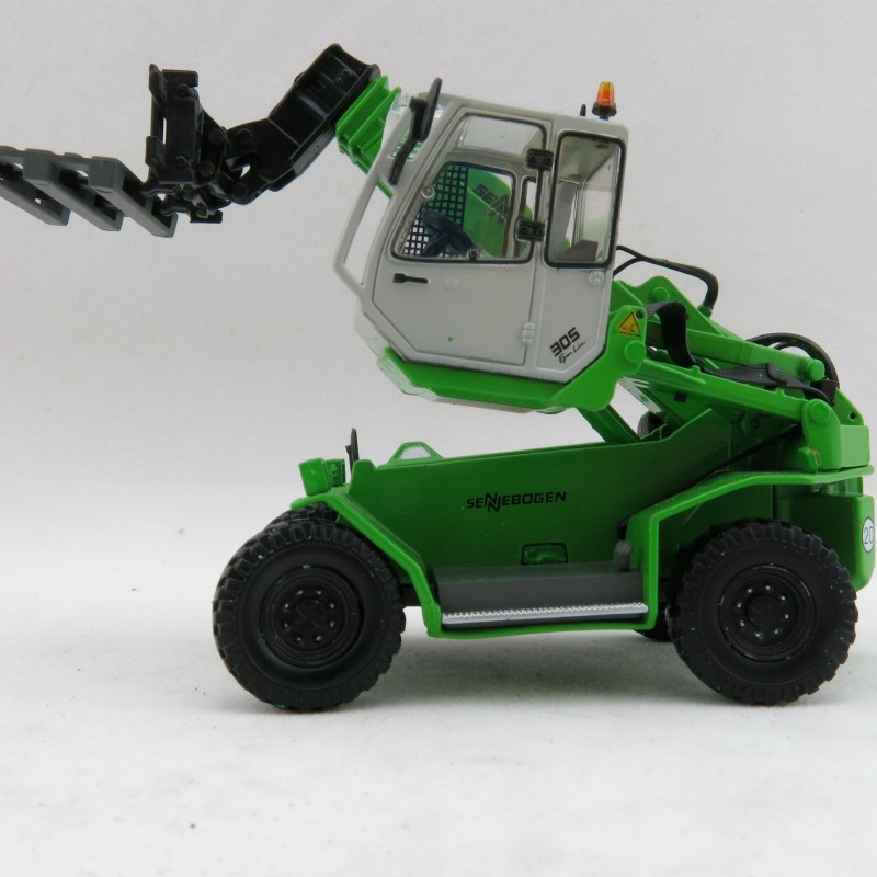 ROS Brami 00194 - Sennebogen 305C Multihandler - Scale 1:50