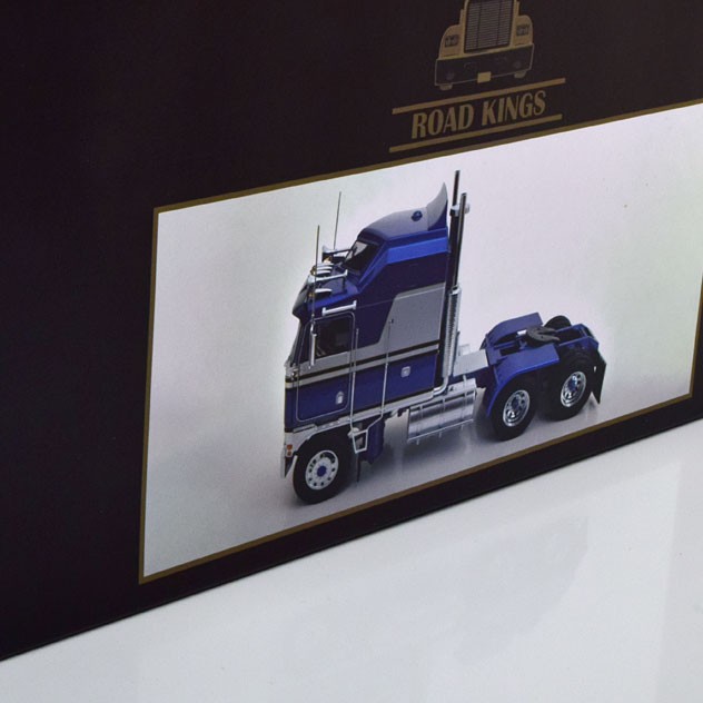 Road Kings RK180144 - 1976 Kenworth K100 Aerodyne Blue Metallic / Silver - Scale 1:18