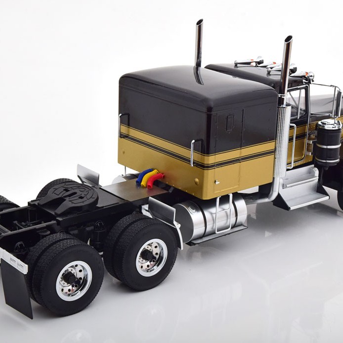 Road Kings RK180121 - Kenworth W900 6x4 Truck Black / Gold - Smokey & The Bandit - Scale 1:18