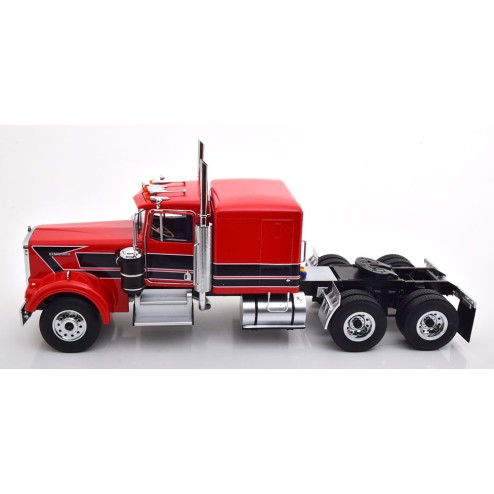 Road Kings RK180122 - Kenworth W900 Truck Red / Black - Scale 1:18