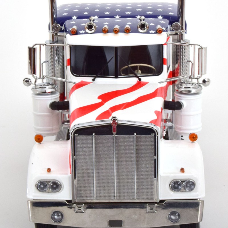 Road Kings RK180125 - Kenworth W900 6x4 Truck Stars & Stripes American Flag - Scale 1:18