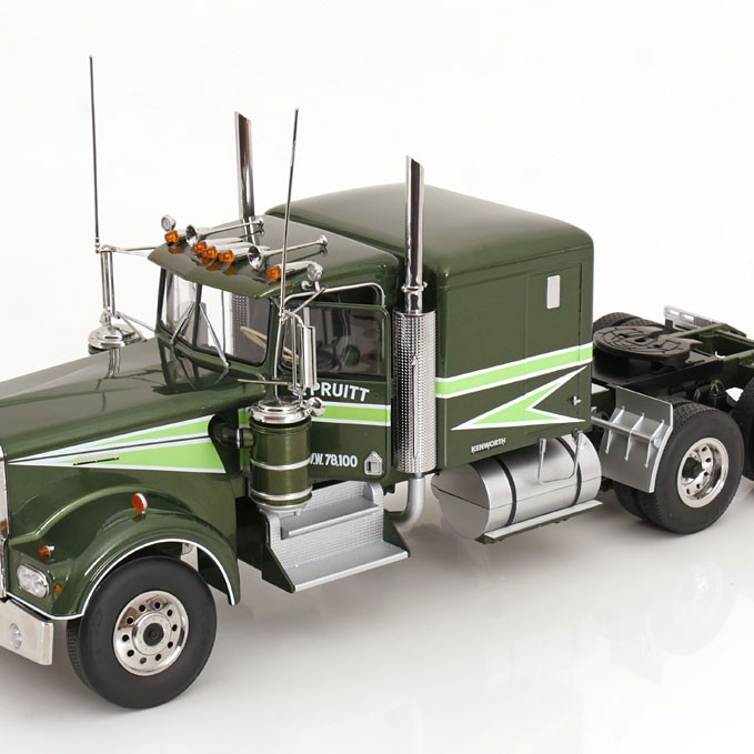 Road Kings RK180126 - Kenworth W900 6x4 Prime Mover S Pruitt Movin' On TV Series - Scale 1:18