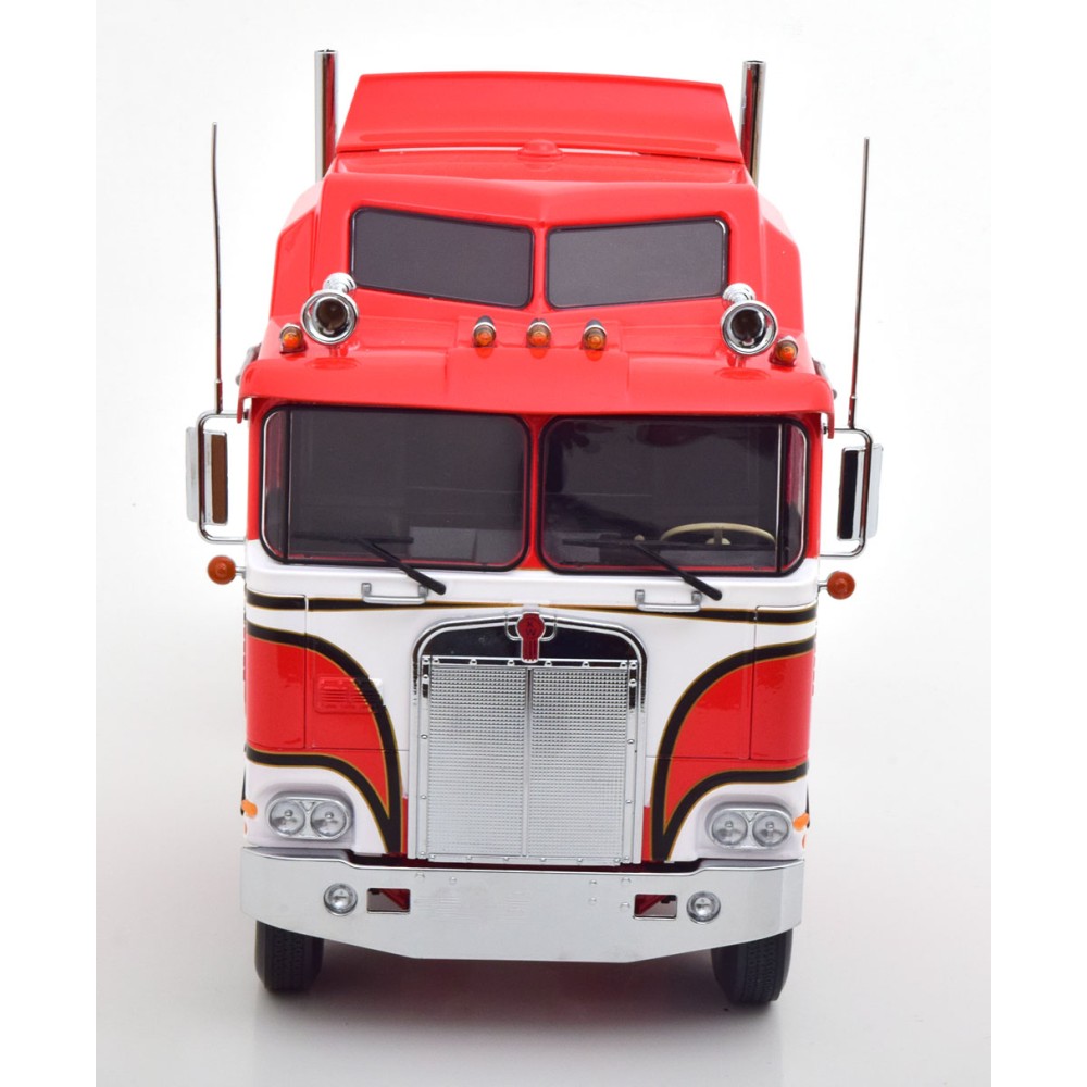 Road Kings RK180141 - 1976 Kenworth K100 Aerodyne Prime Mover Red & White - BJ McKay - BJ and the Bear Design - Scale 1:18