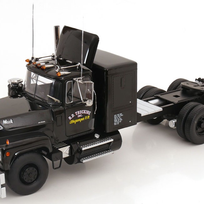 Road Kings RK180171 - Mack RL 700L 6x4 Prime Mover R.D. Trucking Rubber Ducky Movie Convoy - Scale 1:18