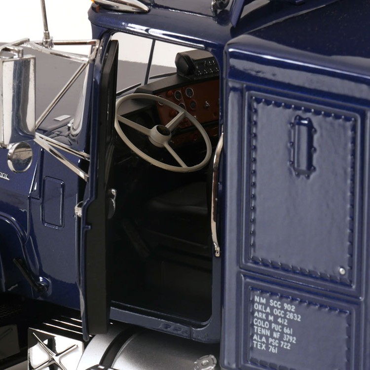 Road Kings RK180172 - 1974 Mack RL 700L 6x4 Prime Mover Blue Metallic - Scale 1:18