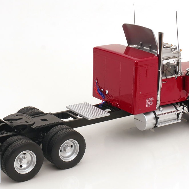 Road Kings RK180173 - 1974 Mack RL 700L 6x4 Prime Mover Red Metallic Silver - Scale 1:18