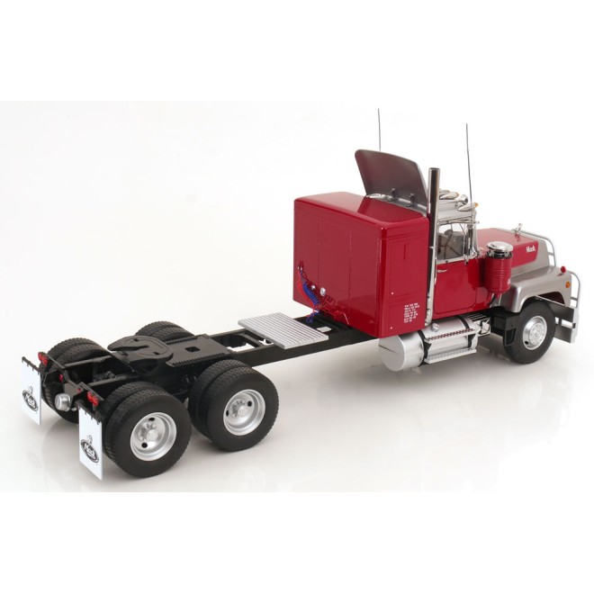 Road Kings RK180173 - 1974 Mack RL 700L 6x4 Prime Mover Red Metallic Silver - Scale 1:18