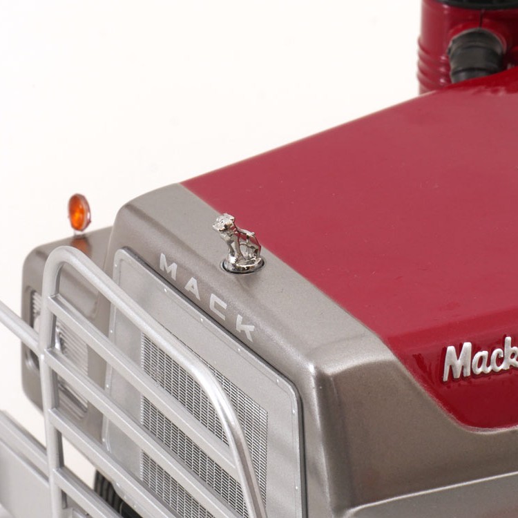 Road Kings RK180173 - 1974 Mack RL 700L 6x4 Prime Mover Red Metallic Silver - Scale 1:18