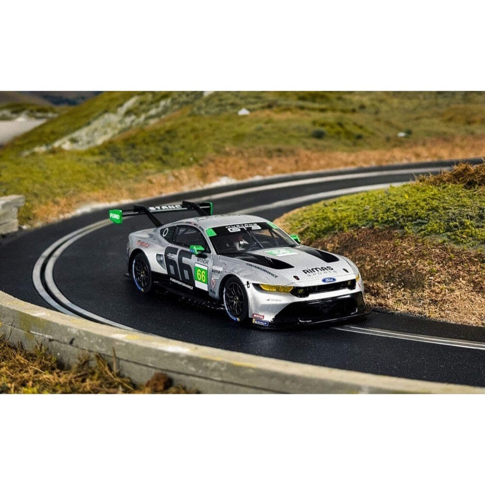 Scalextric C4662 Ford Mustang GT3 24hrs of Daytona 2025 Gradient Racing Slot Car 1:32 Scale