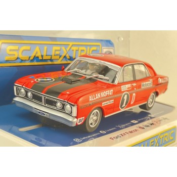 Scalextric C4702F Ford XY Falcon GT-HO Phase III 1975 Bathurst Alan Moffat No 1 Slot Car 1:32 Scale