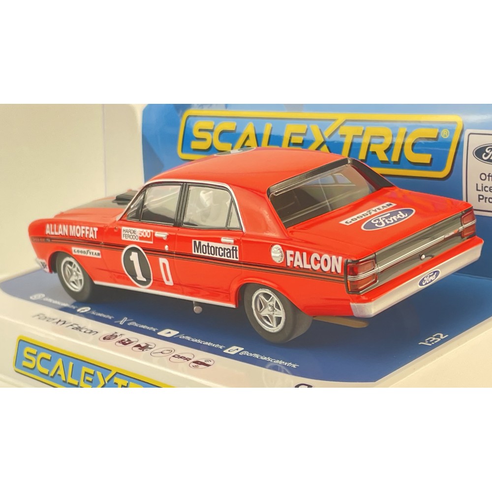 Scalextric C4702F Ford XY Falcon GT-HO Phase III 1975 Bathurst Alan Moffat No 1 Slot Car 1:32 Scale