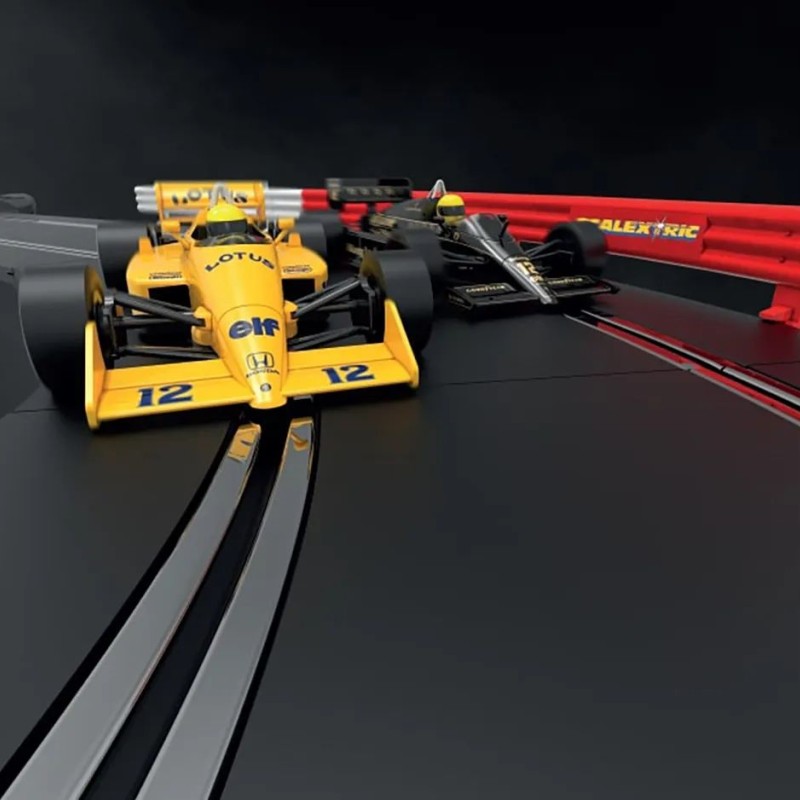 Scalextric C1432 1980 F1 Grand Prix Race Slot Car Set 1:32