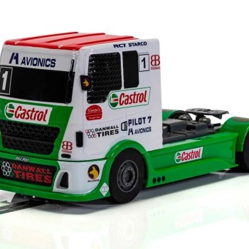 Scalextric C4156 Team Castrol No. 1 Racing Truck Slot Car 1:32 Scale