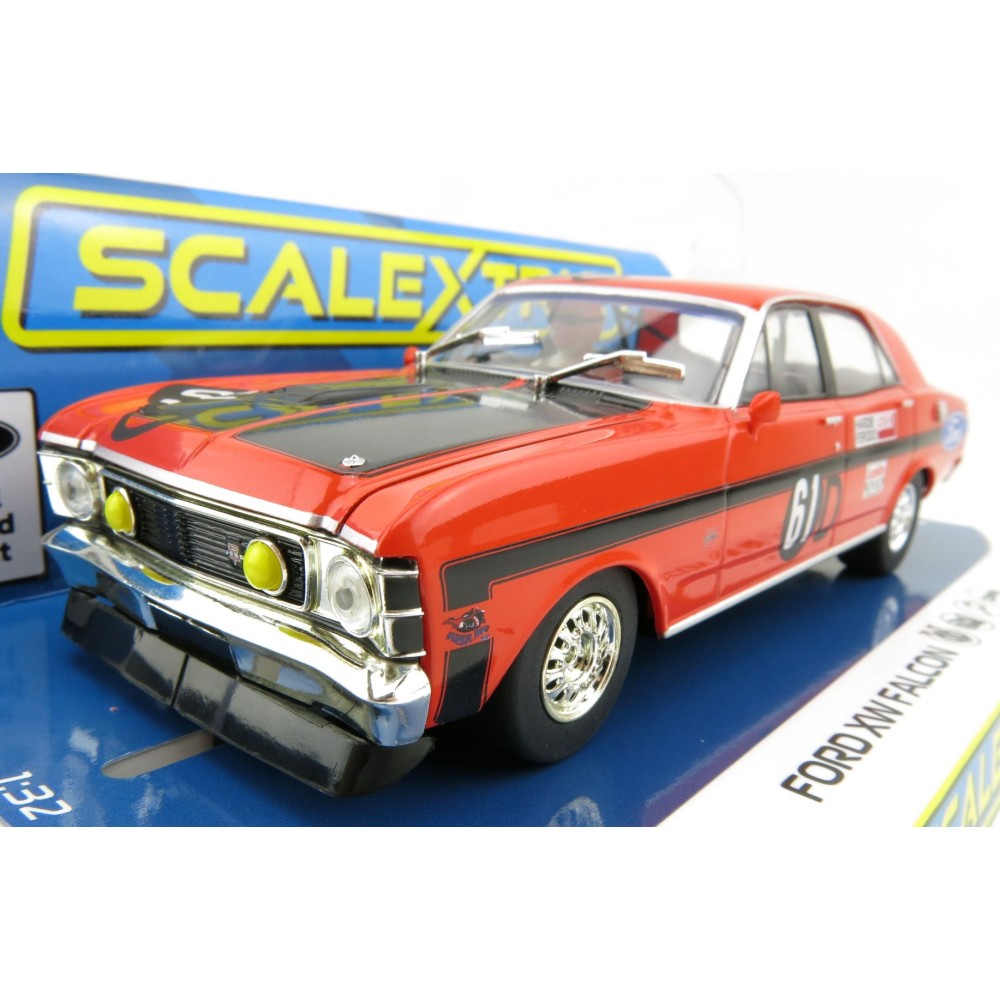 Scalextric C4169  Ford XW Falcon 1969 Bathurst - Moffat / Hamilton No 61 1:32 Scale 