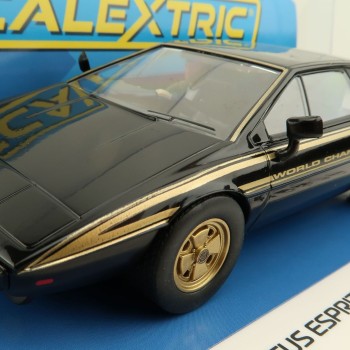 Scalextric C4253 - Lotus Esprit S2 - World Championship Commemorative Model Slot Car 1:32 Scale