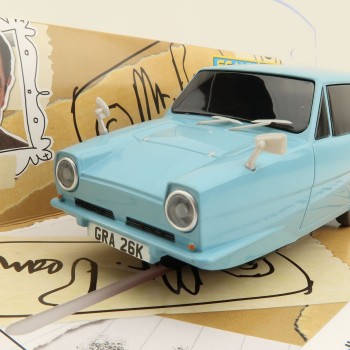 Scalextric C4259 Reliant Regal Supervan Mr Bean Slot Car 1:32 Scale