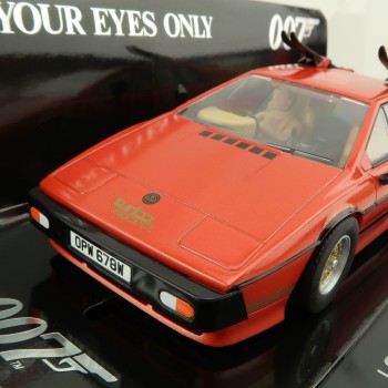 Scalextric C4301 James Bond Lotus Esprit Turbo For Your Eyes Only Slot Car 1:32 Scale
