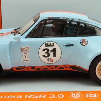 Scalextric C4304 - Porsche 911 RSR 3.0 - Gulf Edition Slot Car 1:32 Scale