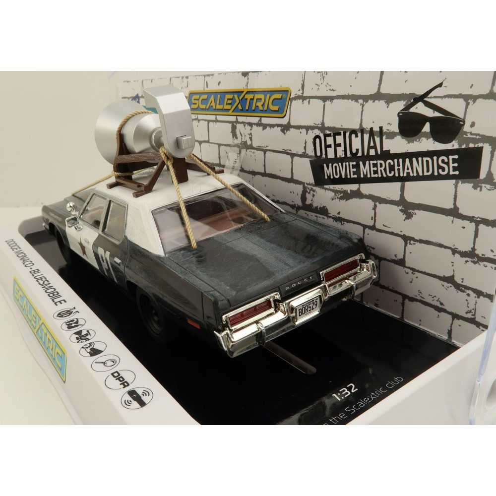 Scalextric C4322 Blues Brothers Dodge Monaco - Bluesmobile Slot Car 1:32 Scale