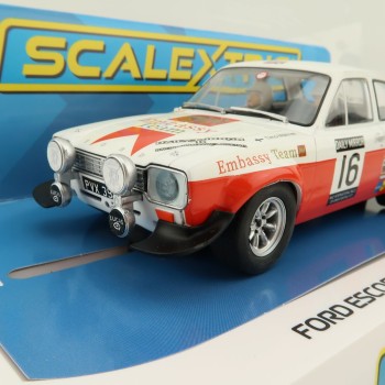 Scalextric C4324 Ford Escort MK1 - Rac Rally 1971 Slot Car 1:32 Scale