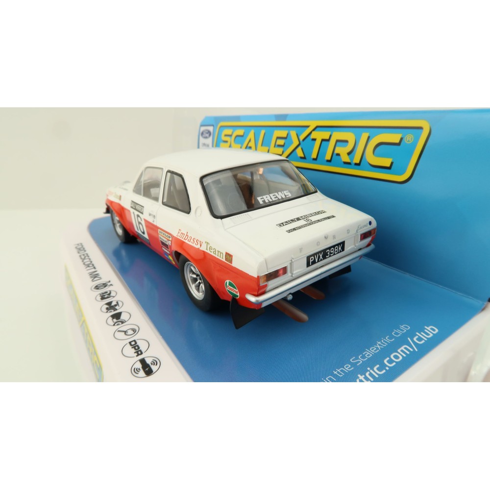Scalextric C4324 Ford Escort MK1 - Rac Rally 1971 Slot Car 1:32 Scale