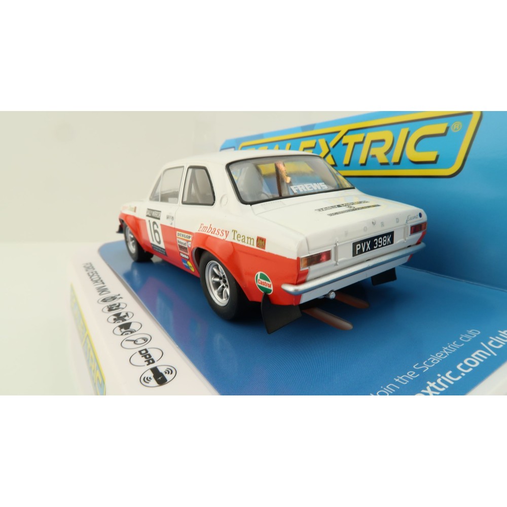 Scalextric C4324 Ford Escort MK1 - Rac Rally 1971 Slot Car 1:32 Scale