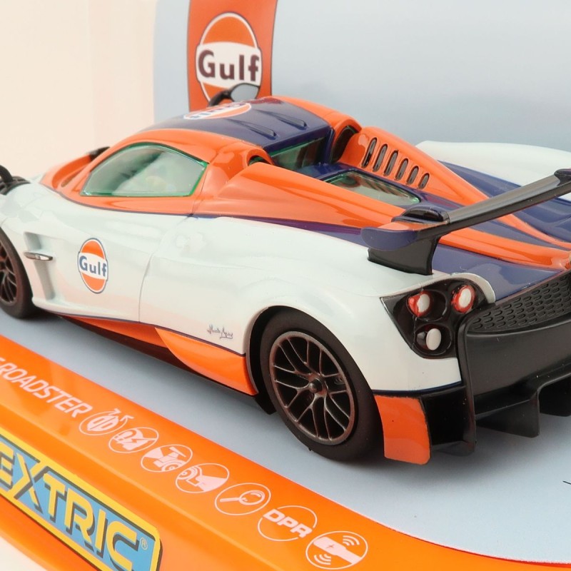 Scalextric C4335 Pagani Huayra BC Roadster - Gulf Edition Slot Car 1:32 Scale