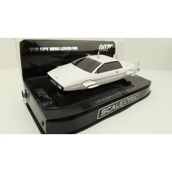 Scalextric C4359 Lotus Esprit S2 - James Bond The Spy Who Loved Me Wet Nellie Slot Car 1:32 Scale