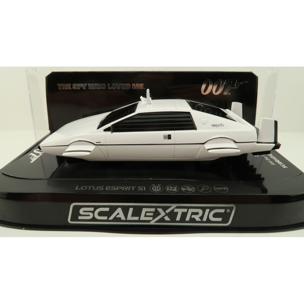 Scalextric C4359 Lotus Esprit S2 - James Bond The Spy Who Loved Me Wet Nellie Slot Car 1:32 Scale