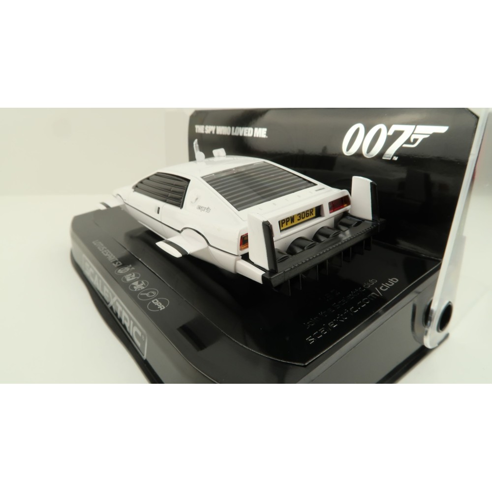Scalextric C4359 Lotus Esprit S2 - James Bond The Spy Who Loved Me Wet Nellie Slot Car 1:32 Scale