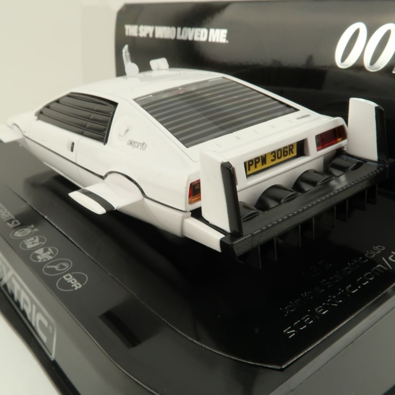 Scalextric C4359 Lotus Esprit S2 - James Bond The Spy Who Loved Me Wet Nellie Slot Car 1:32 Scale