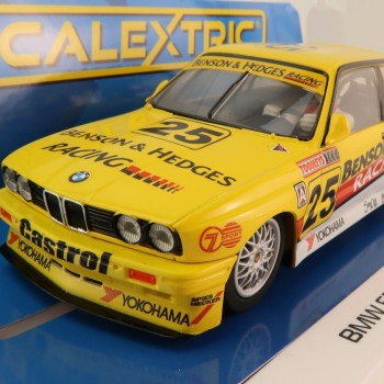 Scalextric C4401 BMW E30 M3 Bathurst 1000 1992 Longhurst and Cecotto Australian Only Slot Car 1:32 Scale